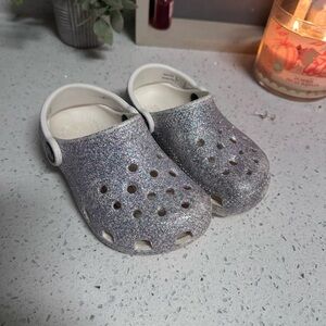 Toddler girl teal silver glitter crocs size 8c